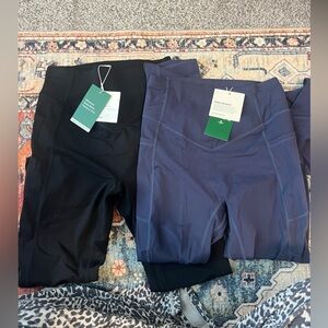 2 Halara UltraScult leggings tummy control butt lifting